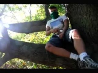 Homosexuell Teenager-jungen Wanked In Wald