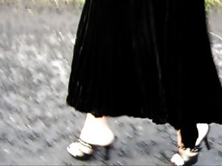 toeless Strumpfhose im Freien getragen (Schottland)