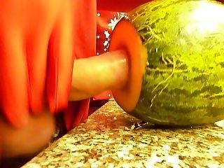 Plastik Nahaufnahme von schönen Melone Sperma